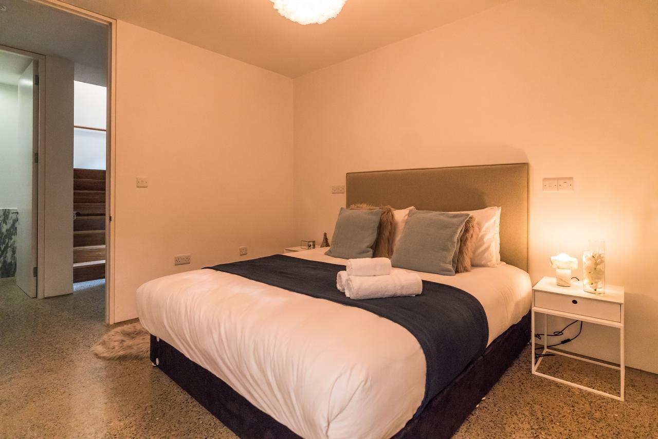 The Michael Collins Suite - Hiphipstay Dublin Luaran gambar